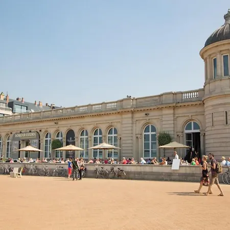 In Near The * Οστένδη