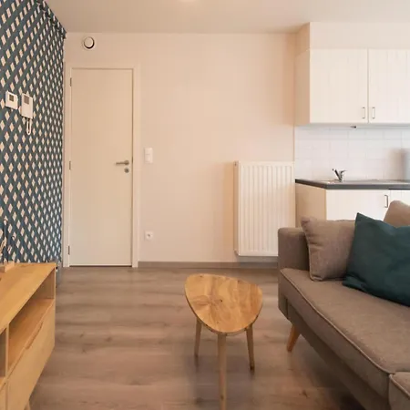 In Near The * Οστένδη