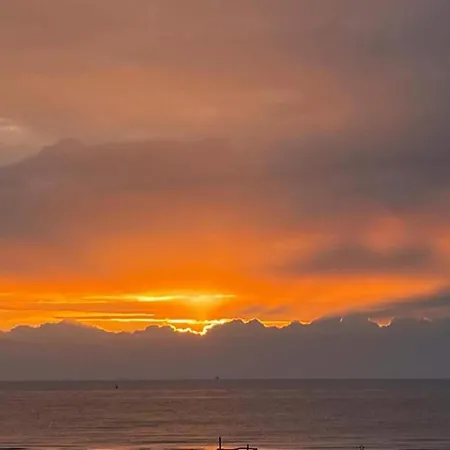 In Near The Διαμέρισμα Οστένδη