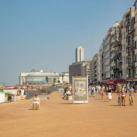 Apartament In Near The *